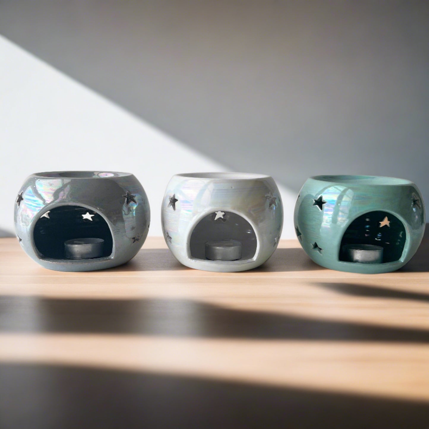 Handmade Pottery Wax & Oil Burner - White