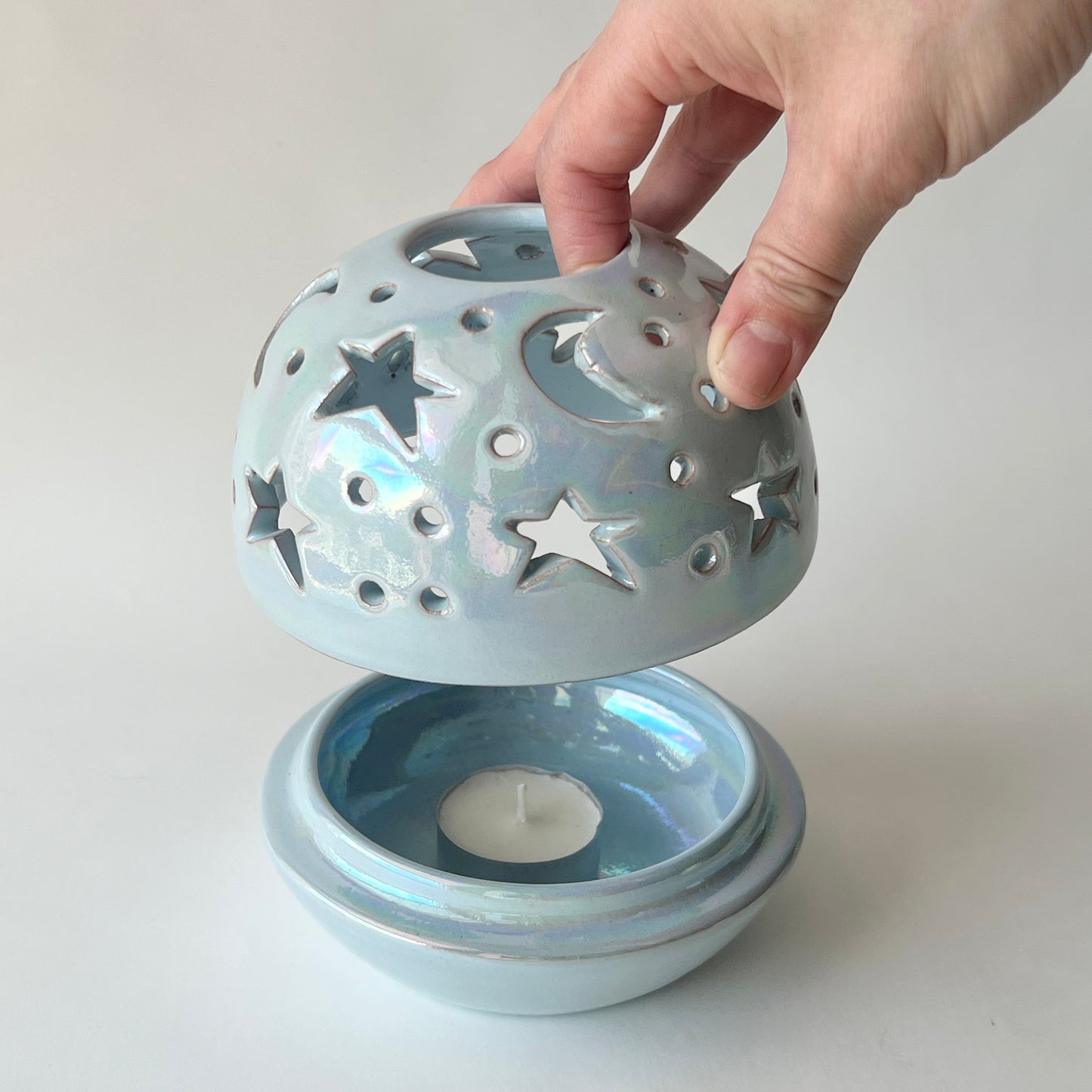 Stars in The Sky Candle Holder - Baby Blue Iridescent