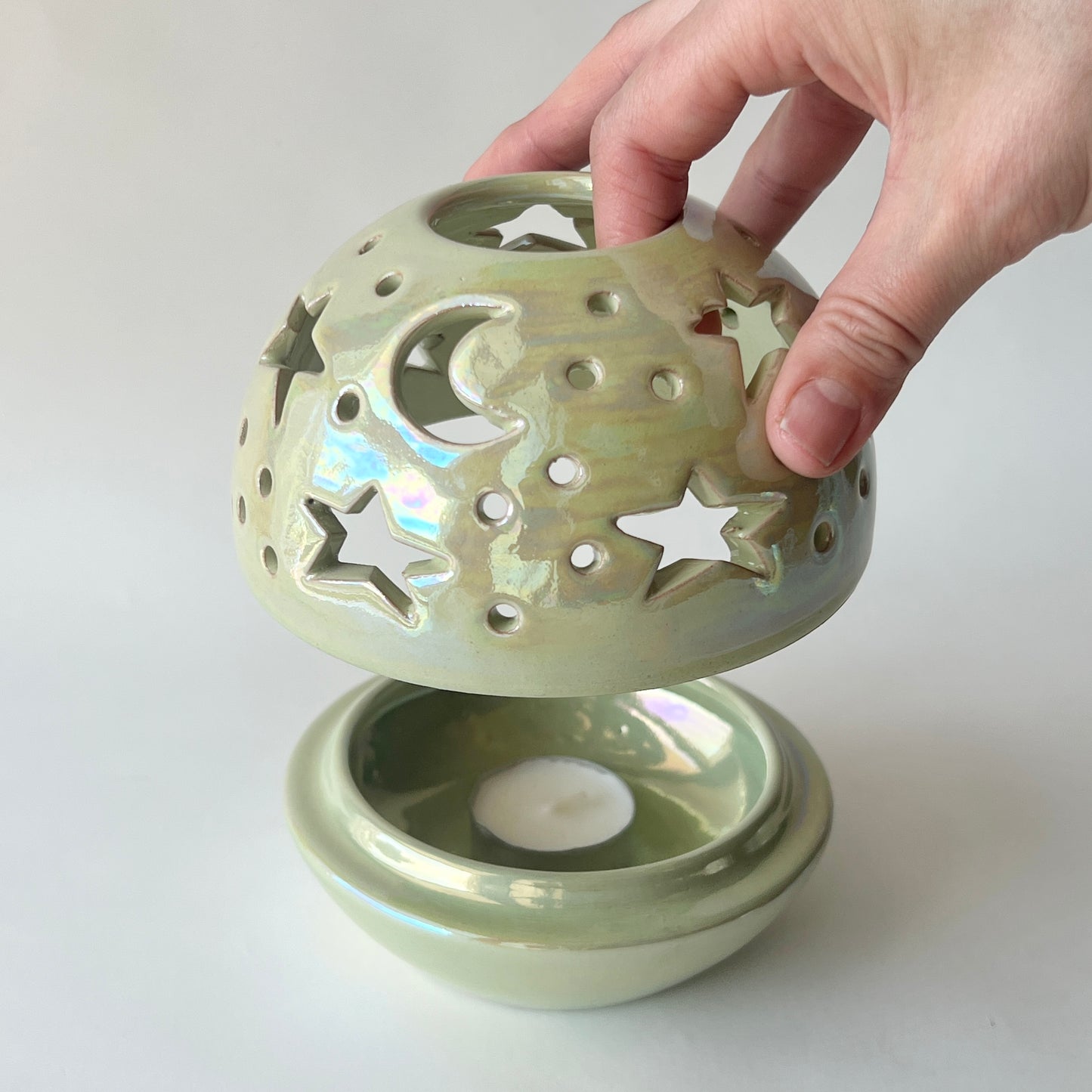 Stars in The Sky Candle Holder - Light Green Iridescent